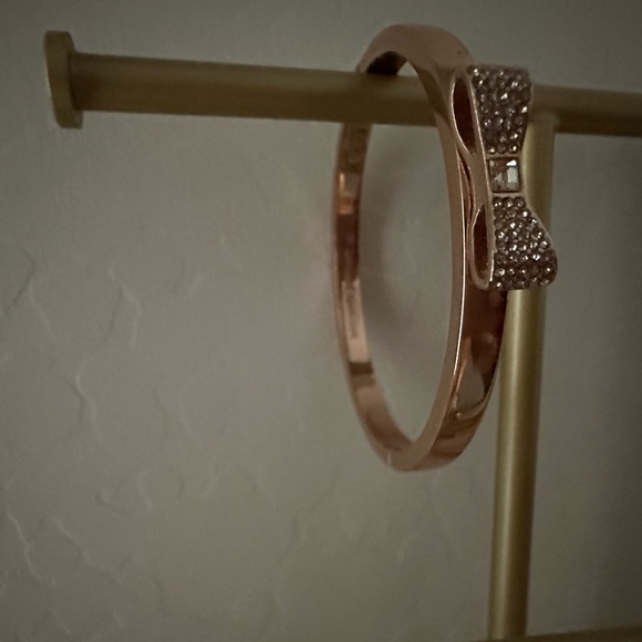 Kate Spade Rose Gold Bow Jewelry Set - Picture 4 of 5